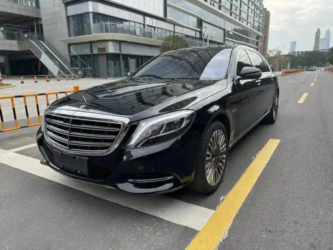奔驰迈巴赫s400 16年3月奔驰迈巴赫s400,8万公里 - 抖音