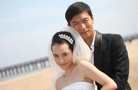 图邢佳栋的妻子是谁邢佳栋妻子资料分享