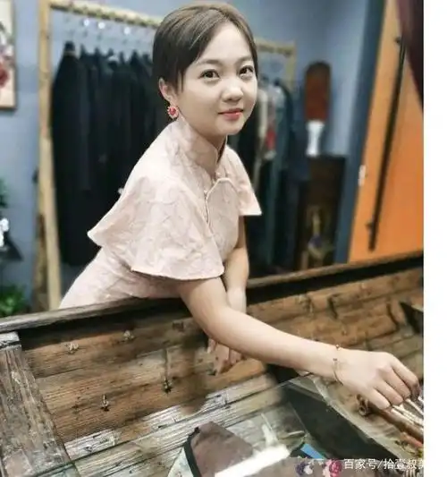 林妙可近照再无小时可爱水灵影子,大多数童星长大以后都不会红