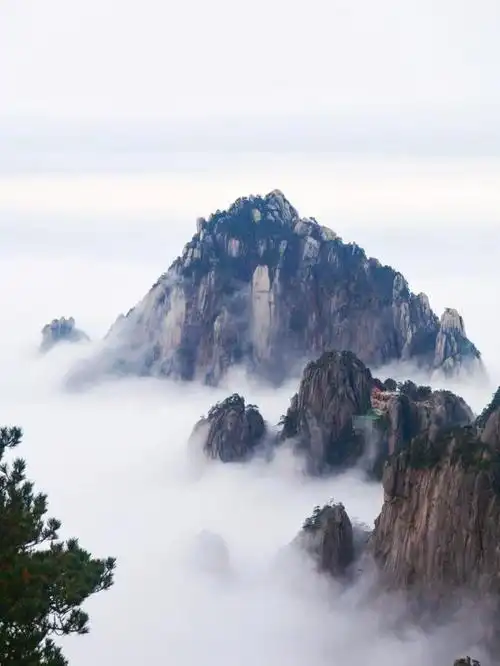 中国十大名山,五岳之外,还有哪些名山?你去过哪几座山?