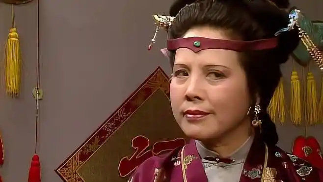 红楼梦:此曲一出,怕又是一场腥风血雨,邢夫人就是想挑事情-影视综视频