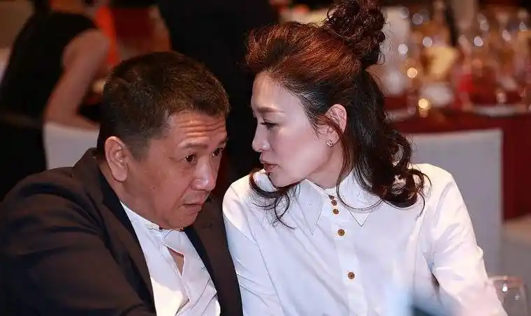 你若未嫁我便娶你,10年前的约定,最终他们真的做到了_李小冉_徐佳宁