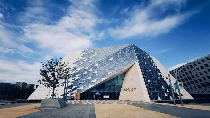 山东美术馆外景