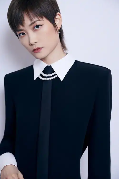 李宇春献唱你是如此难以忘记