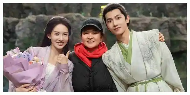 《凡人修仙传》——杨洋金晨双人清新演绎,人气爆表!_剧集_剧中_古装