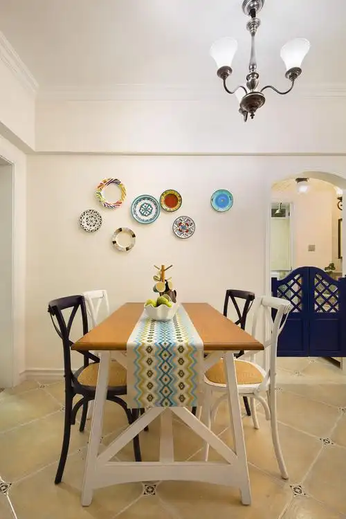 美式二居装修餐厅设计图