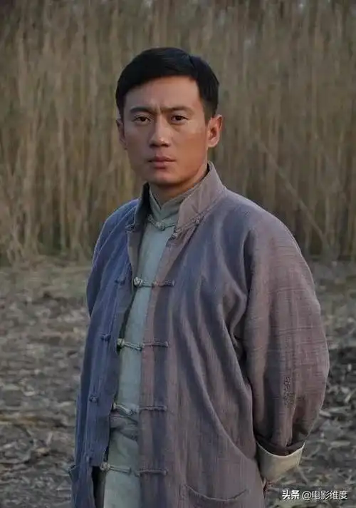 徐洪浩个人资料(46岁"龚箭"徐洪浩,出道23年出演17次男主都没红,让人