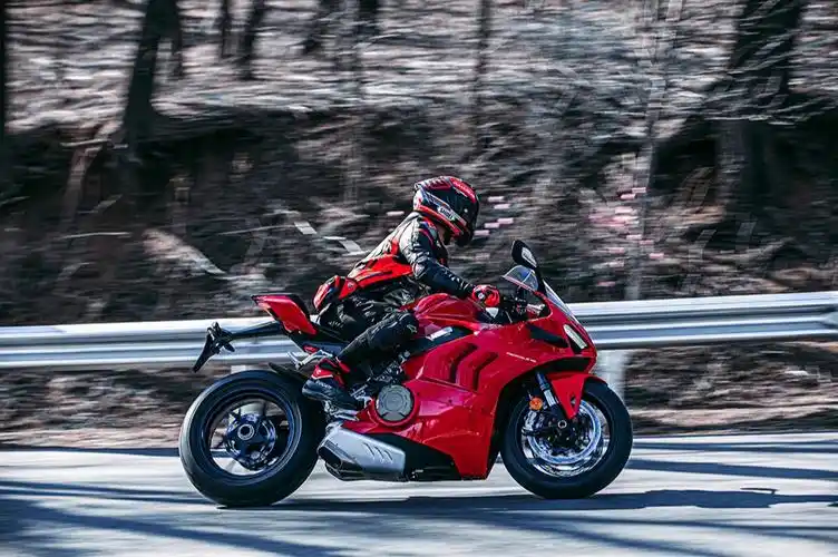 摩托  #摩托车骑行  #騎行