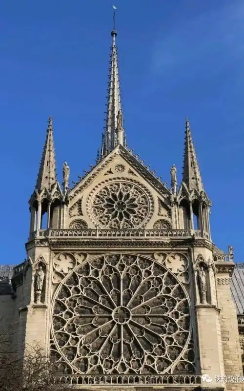 巴黎圣母院玫瑰花窗