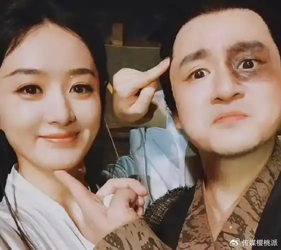 赵丽颖在与凤行的人脉网串起出道至今的变化暴露当下野心