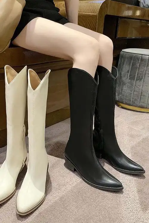 秋冬新款白色长筒靴女韩版复古高跟鞋粗跟尖头长靴及膝靴百搭靴子