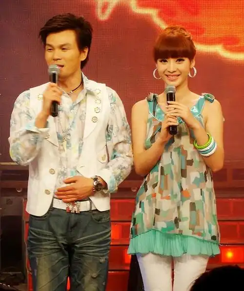 李彬曾是业内顶尖主持人,捧红柳岩和谢楠,如今为何销声匿迹?