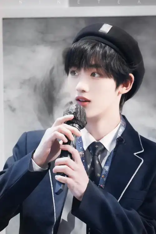 丁程鑫 cr.ninetea