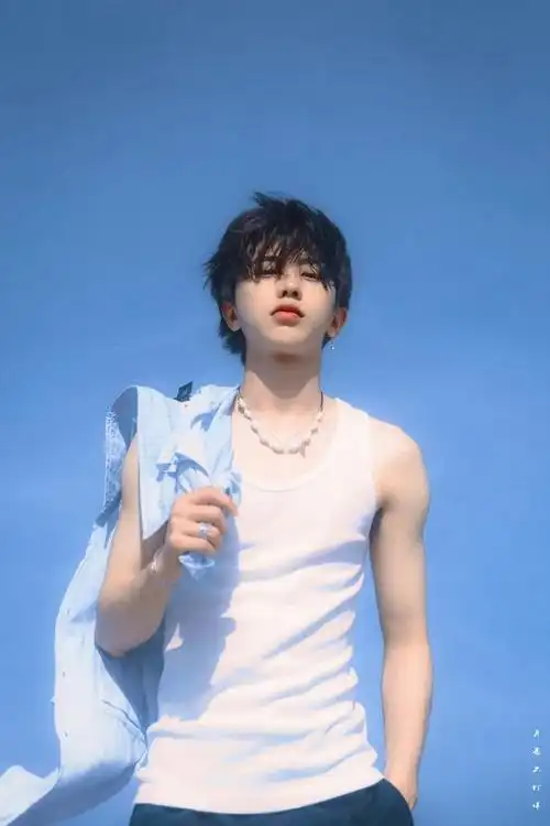 肌肉线条狠狠爱住    #蔡徐坤#ride or die至死不渝-蔡徐坤