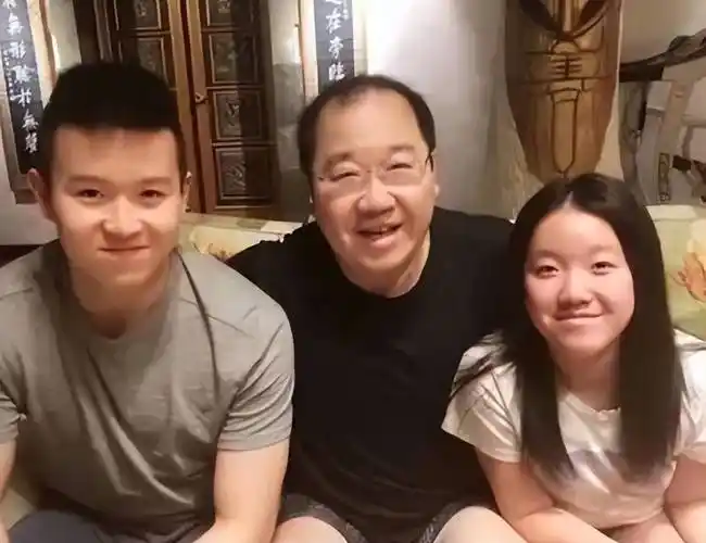 我继子,英如镝是我亲儿子,他参加冬奥是我一生骄傲_英达_宋丹丹_梁左