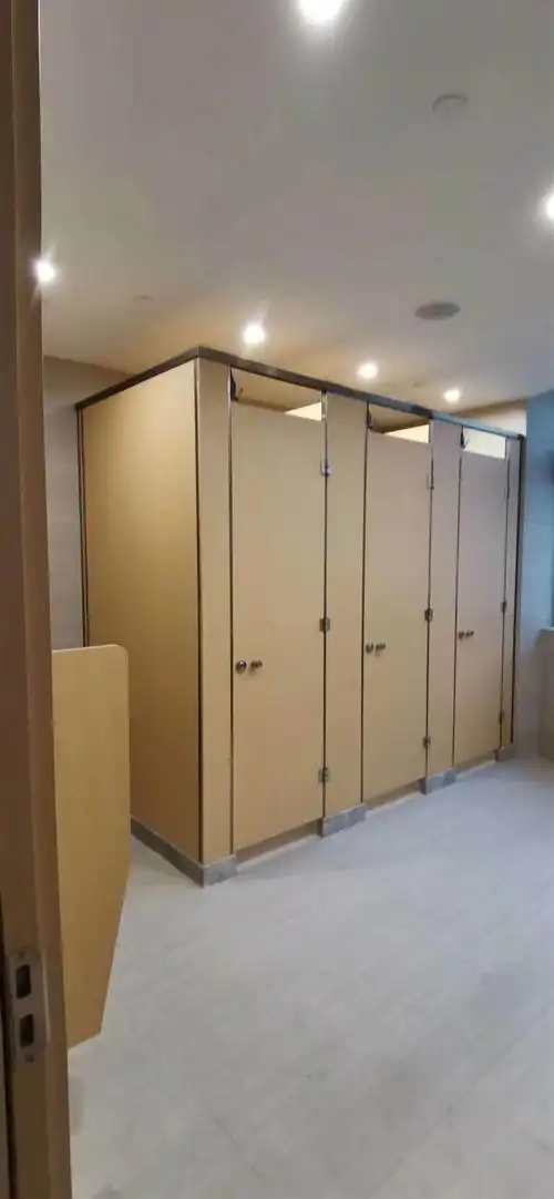 公厕卫生间隔断卫生间隔断开源公用卫生间隔断