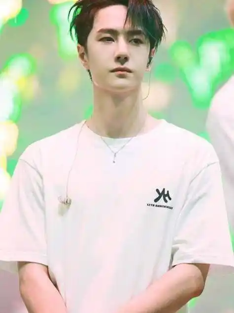 造谣王一博的人是肖战粉丝,一眼为假_hiv_乐华公司_明星