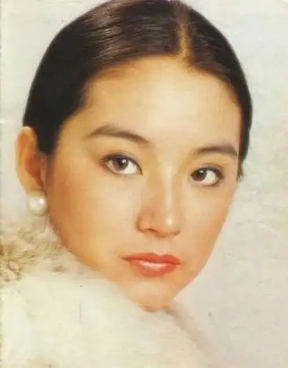 林青霞(brigitte lin),1954年11月3日出生在中国台湾省新北三重区