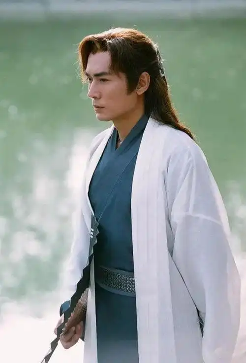 焦恩俊:被前妻抛弃,为了女儿放弃亿万身家,净身出户