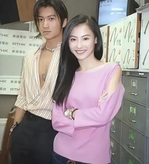 回顾张柏芝30年没有空窗期真心却给了那个抛弃她的谢霆锋