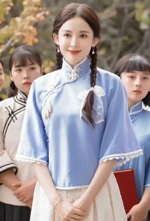 女明星的民国造型:刘诗诗气质温婉贤良,看到刘亦菲都沉默了!