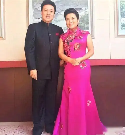 张也55岁还未婚和63岁的吕继宏互相陪伴多年不结婚也幸福