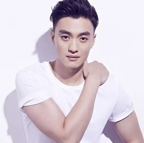 章子怡周一围篝火吻