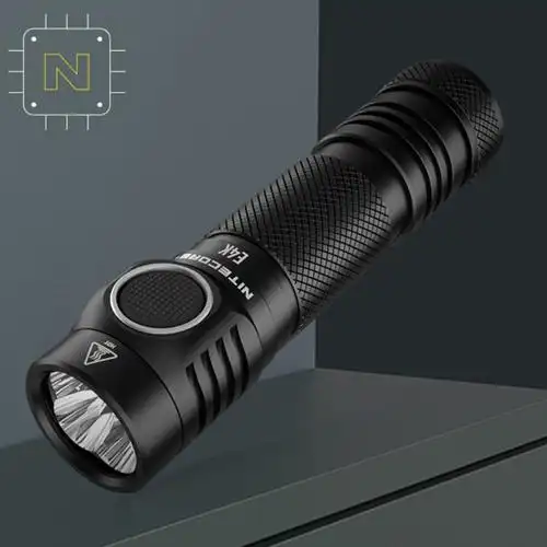 nitecore奈特科尔e4k 4400流明超亮远射强光手电筒充电紫光usb