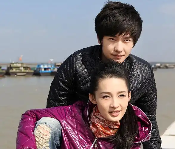 前有张天爱,后有迪丽热巴,现有王楚然,杨洋的绯闻女友有点多