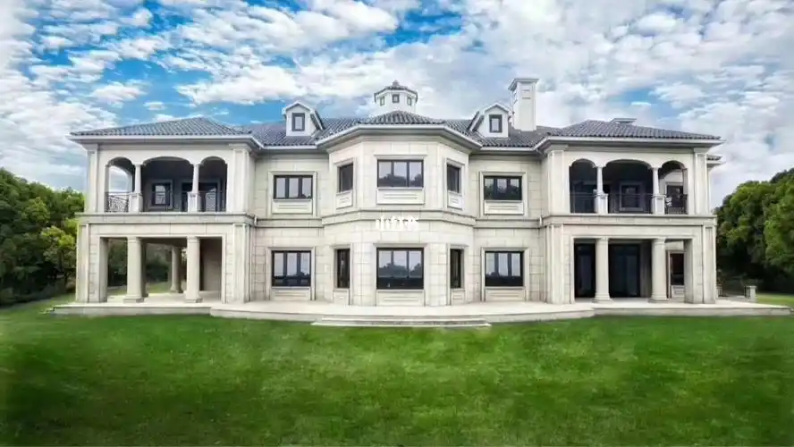 铂悦西郊 占地最大临湖临球场别墅, 建筑面积1136平方,占地近3000平米