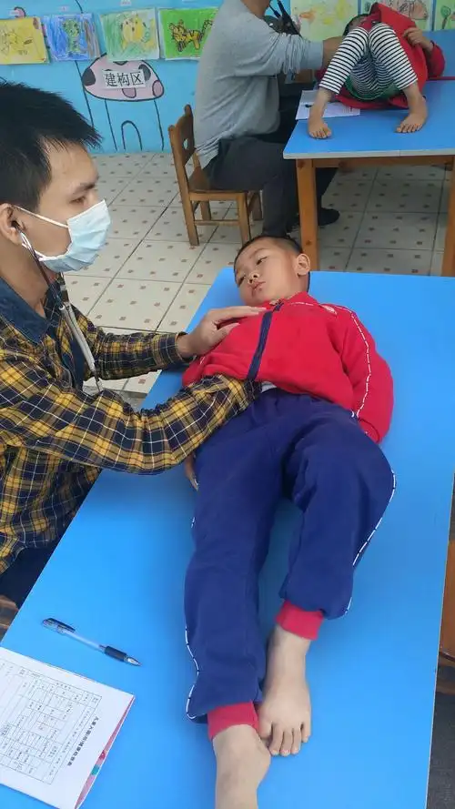 中二班幼儿体检