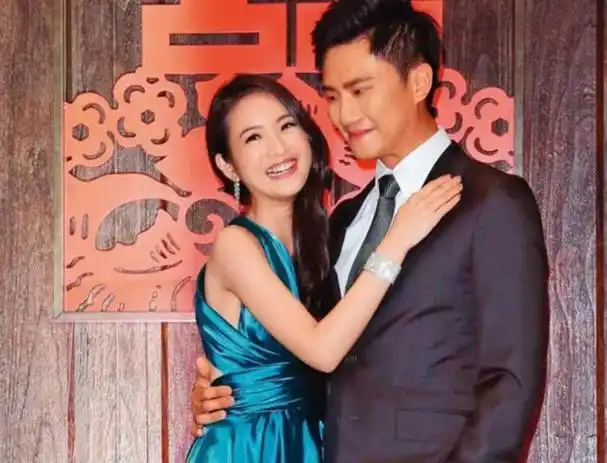 倾心于胡歌的儒雅,也未被郑元畅的魅力所动,只愿与林于超共度平凡日子