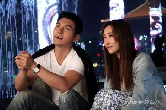 由严宽[微博],杜若溪[微博]领衔主演的电视剧《恋了爱了》目前正在