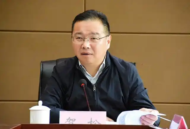 松潘县召开重大文旅项目活动方案汇报会