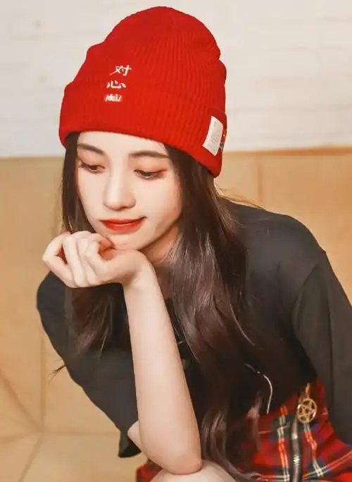 曾被王校长批评的鞠婧祎现在的身价已经翻倍你知道是为什么吗