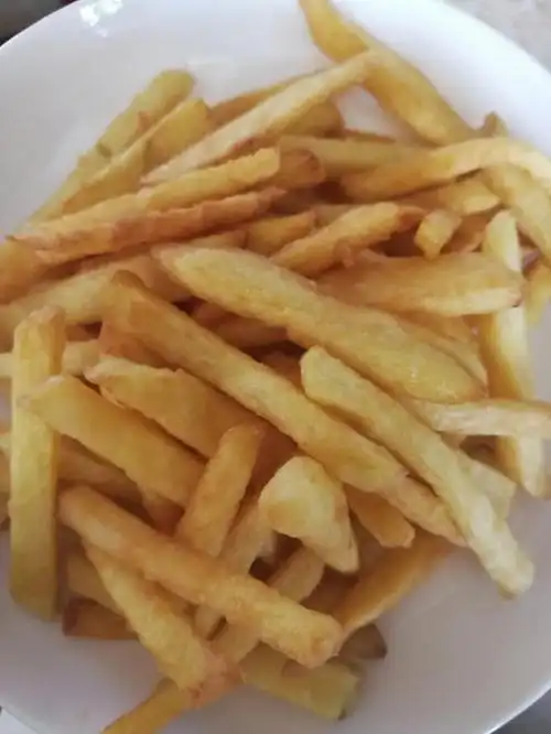 住了两天,问奶奶想吃什么,奶奶说想吃炸土豆条,我说好,说干就干,就