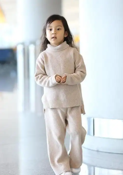 贾甜馨2020年照片,甜馨-图片大观-奇异网