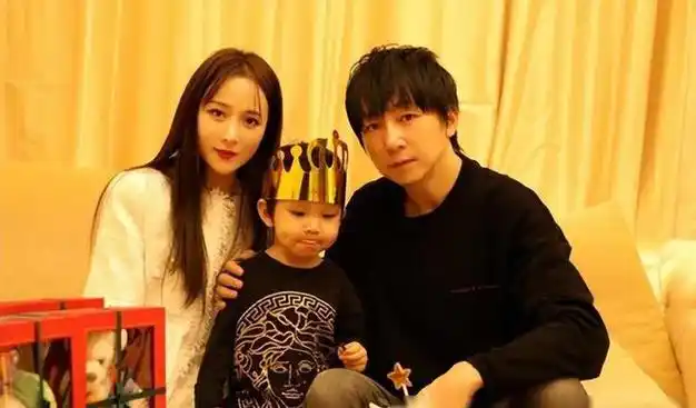 苏可:低调演戏35年,49岁才走红,娶美娇妻生一子,生活幸福|杨洋|归宿