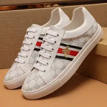 gucci 古驰欧洲站小蜜蜂印花板鞋男士真皮休闲鞋潮牌小白鞋潮流百搭