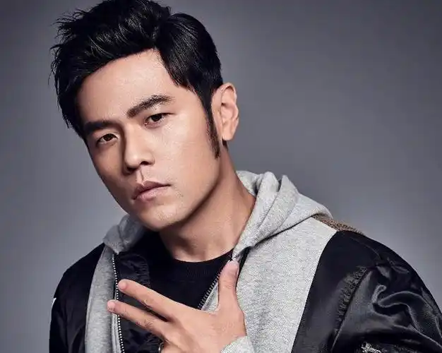 周杰伦作为华语乐坛,最受欢迎的天王之一,一直备受大家喜爱,因为他的