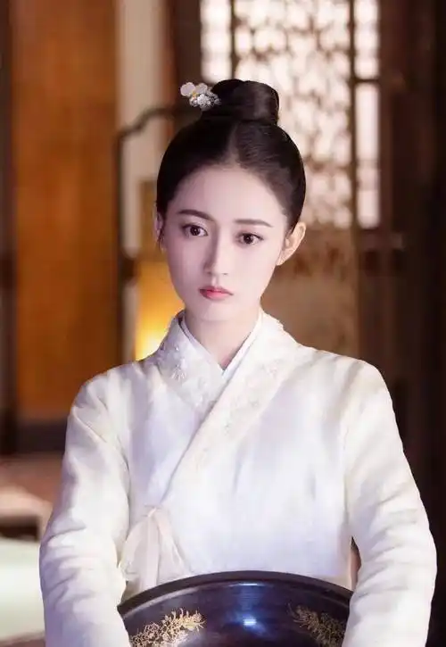 陈钰琪新剧《浮图缘》来袭,捧不红的她这次与王鹤棣能搭出火吗_合作