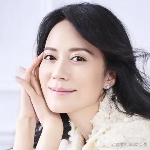 "一代女神"俞飞鸿:一直单身未婚无儿无女,如今52岁还如此美丽