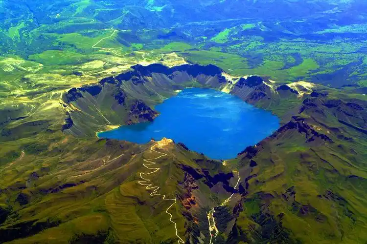 航拍中国(珍藏版)