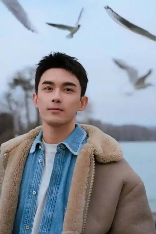 《暴雪时分》男神身高全破180! 江杨被赞帅过吴磊,藏