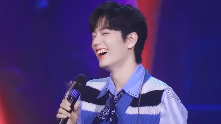 肖战/笑 - 堆糖,美图壁纸兴趣社区