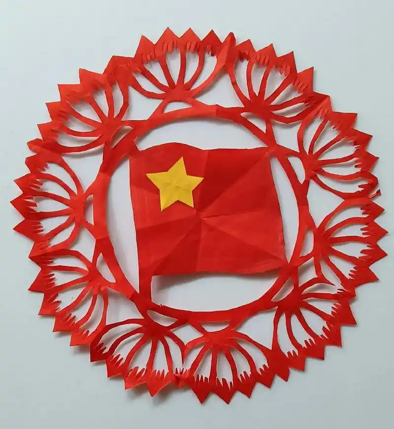 剪纸庆七一红领巾心向党 - 抖音