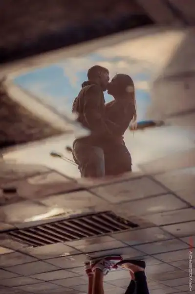 德国摄影师拍男女亲密激吻时尚照片组图