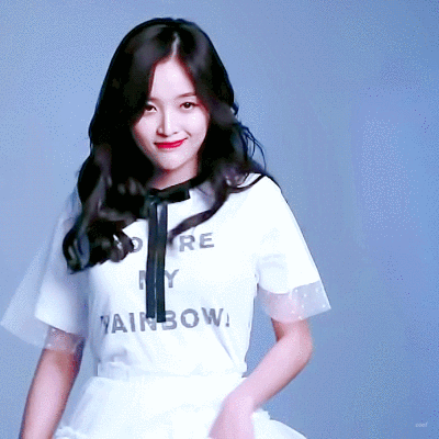 吴宣仪金知妍动图