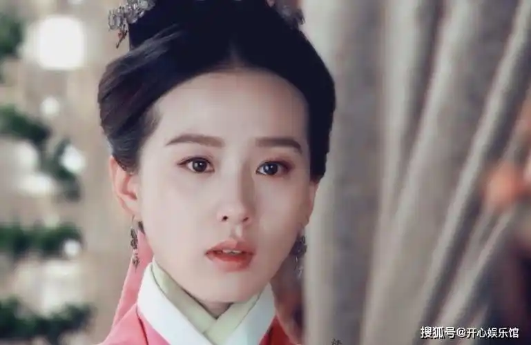 原创刘诗诗学芭蕾舞时的旧照流出动作优雅惠质如兰