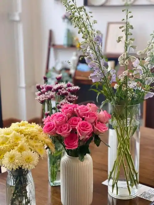 把村口荒地改造成4000㎡户外餐厅,她却说:开店是个梦碎的过程.